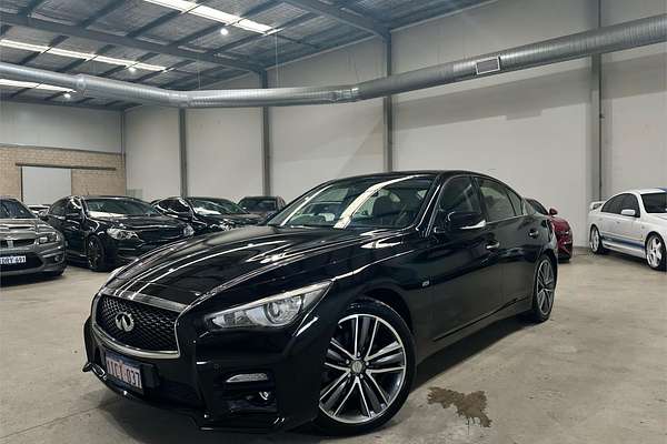 2017 INFINITI Q50 GT V37