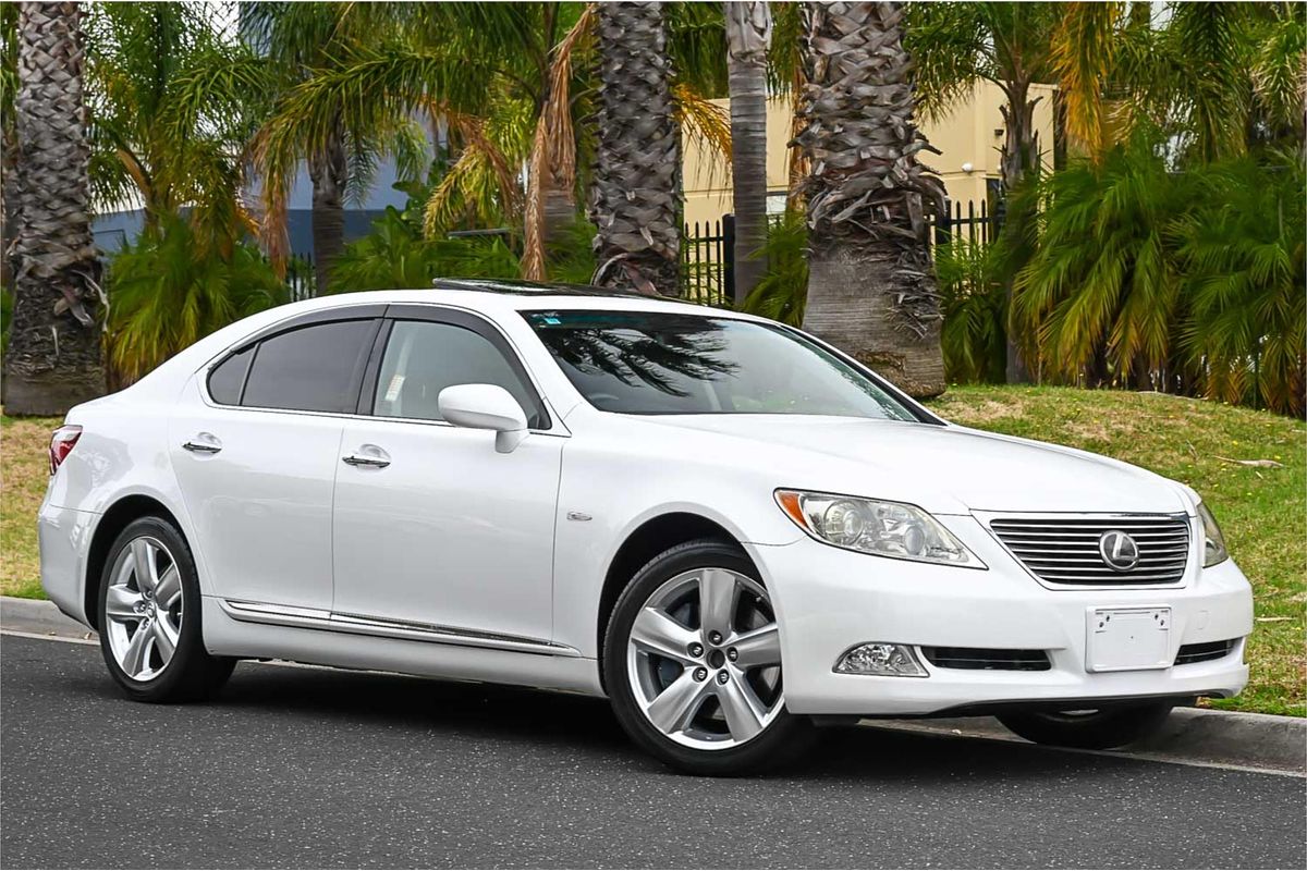 2006 Lexus LS Version S I Package USF40