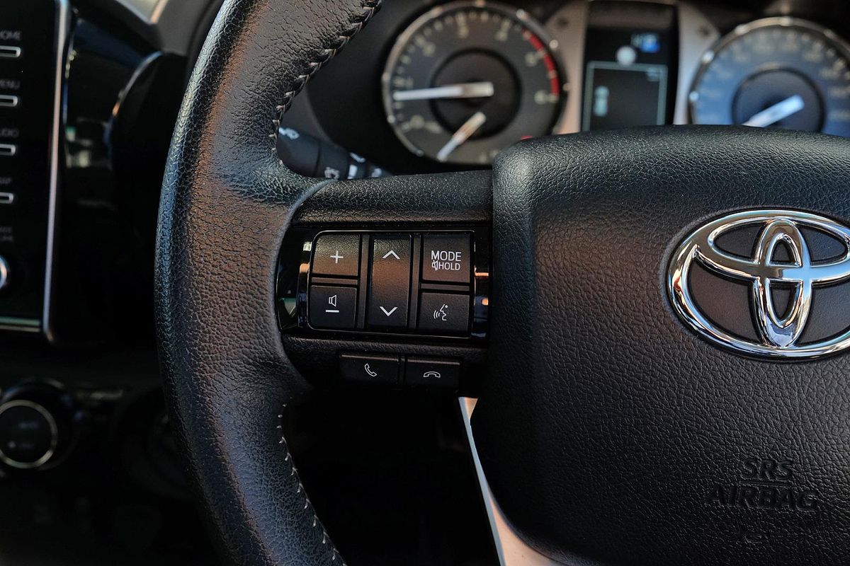 2023 Toyota Hilux SR5 GUN126R 4X4