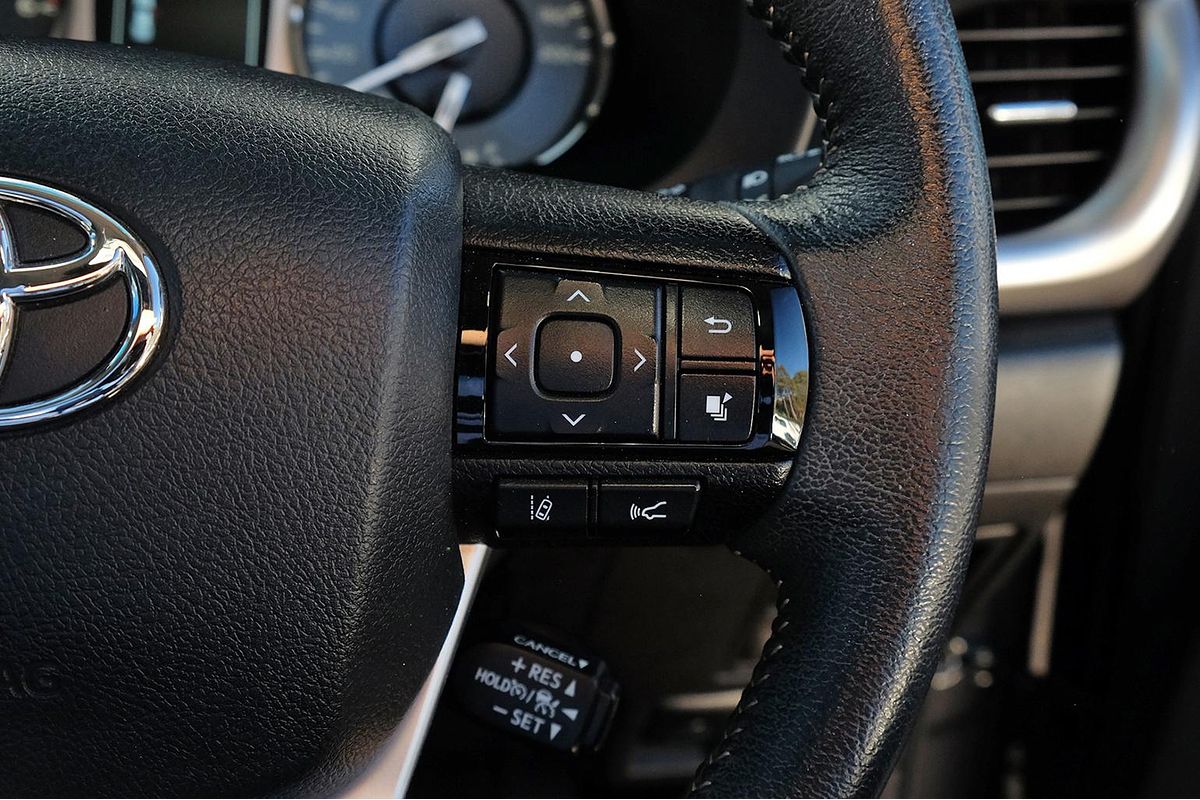 2023 Toyota Hilux SR5 GUN126R 4X4