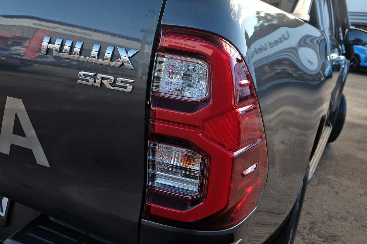 2023 Toyota Hilux SR5 GUN126R 4X4