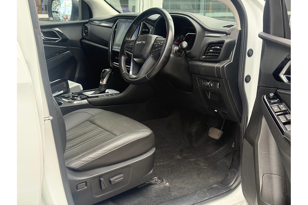 2021 Isuzu MU-X LS-T