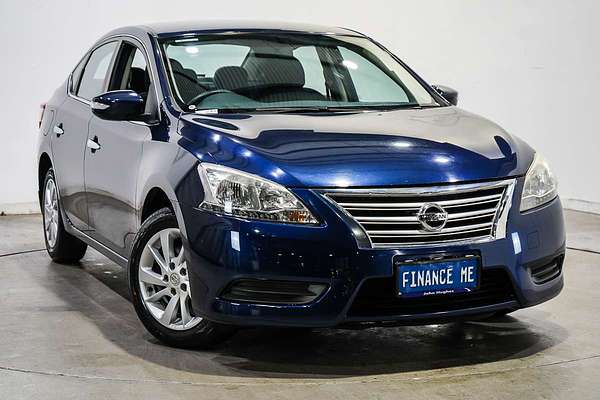 2013 Nissan Pulsar ST B17