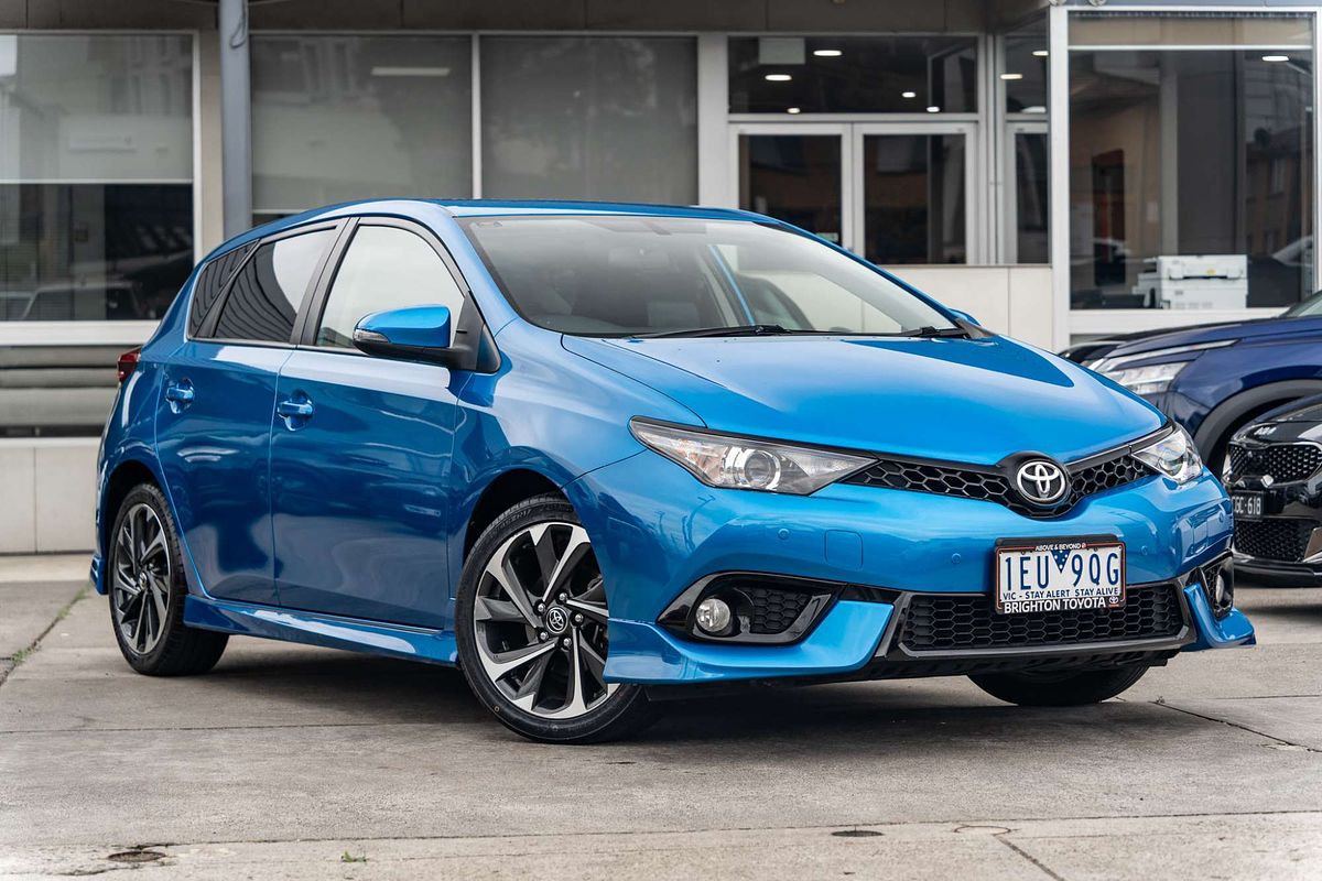 2015 Toyota Corolla SX ZRE182R