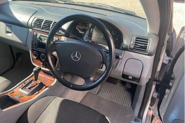 2001 Mercedes Benz ML270 CDI Luxury (4x4) W163