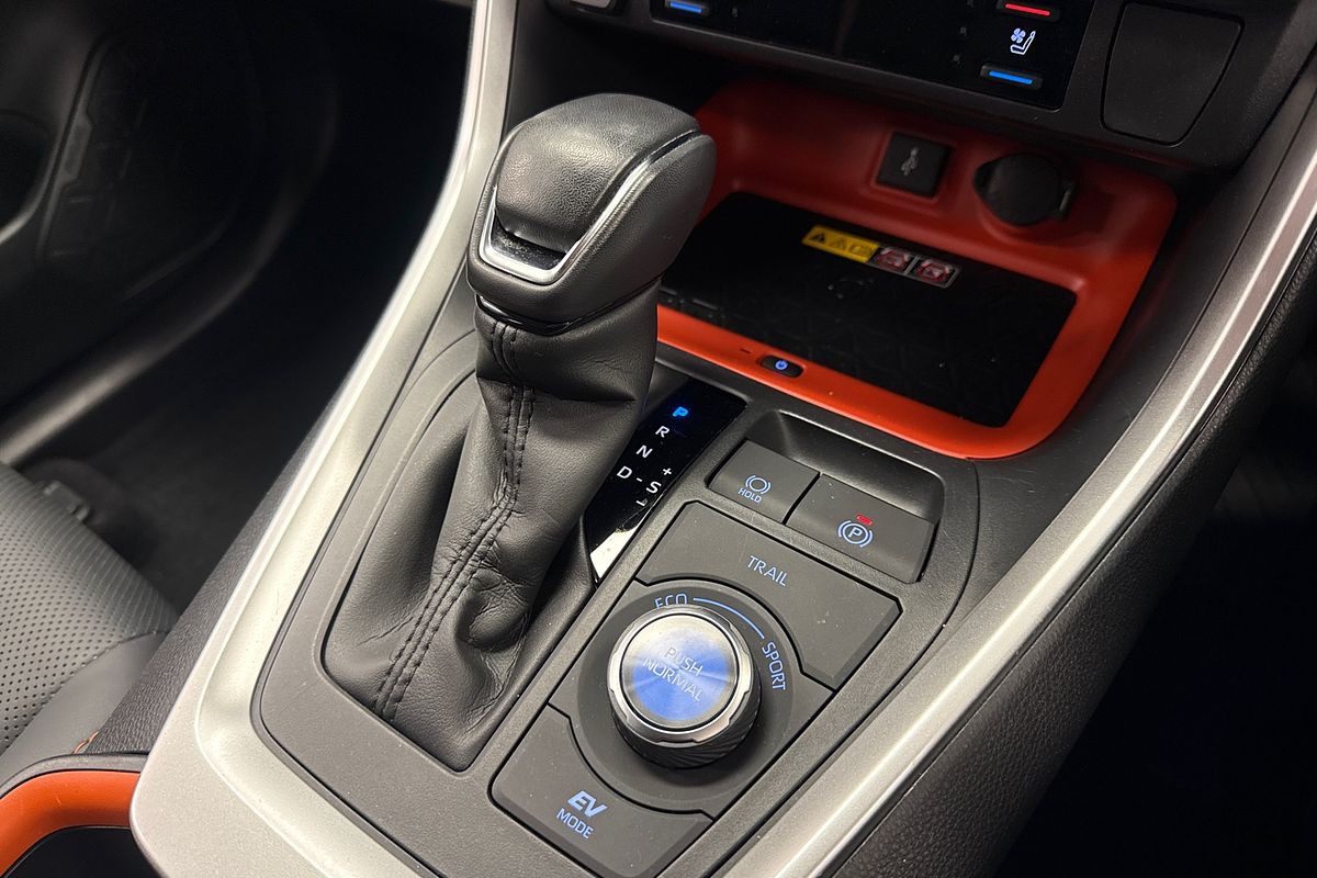 2021 Toyota RAV4 Edge AXAH54R