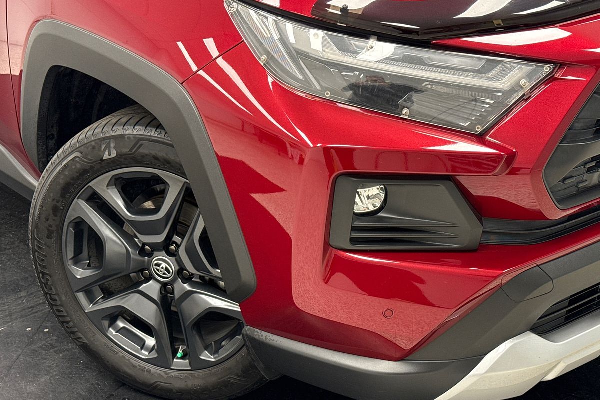 2021 Toyota RAV4 Edge AXAH54R