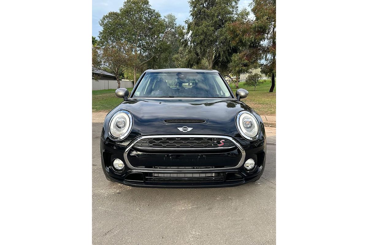 2015 MINI Clubman Cooper S F54