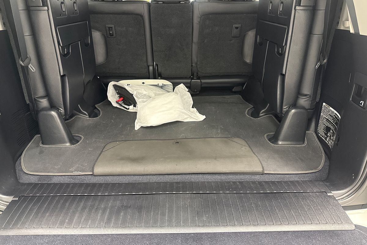 2017 Toyota Landcruiser VX VDJ200R