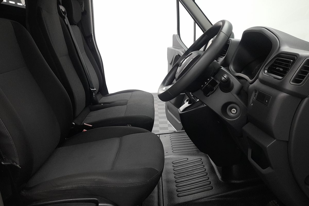 2022 Renault Master Pro 110kW X62 Phase 2 LWB Mid Roof