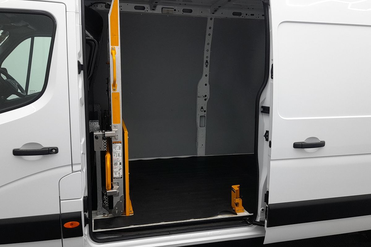 2022 Renault Master Pro 110kW X62 Phase 2 LWB Mid Roof