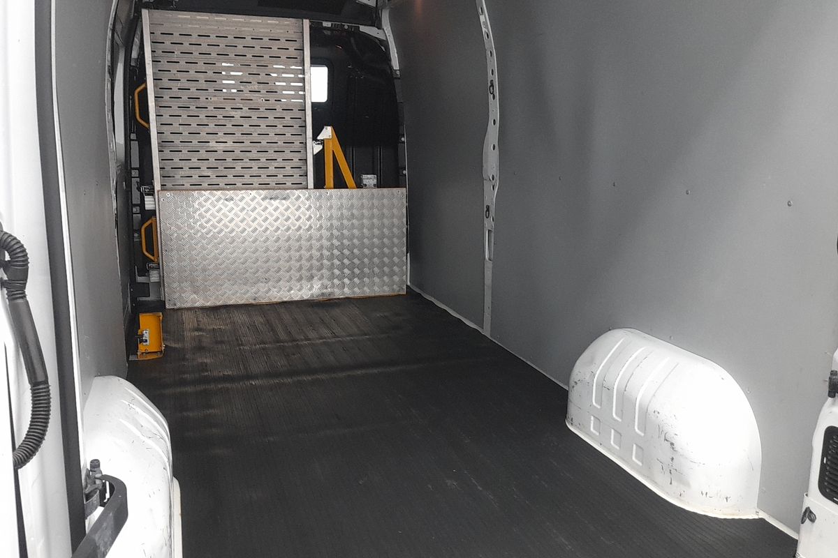 2022 Renault Master Pro 110kW X62 Phase 2 LWB Mid Roof