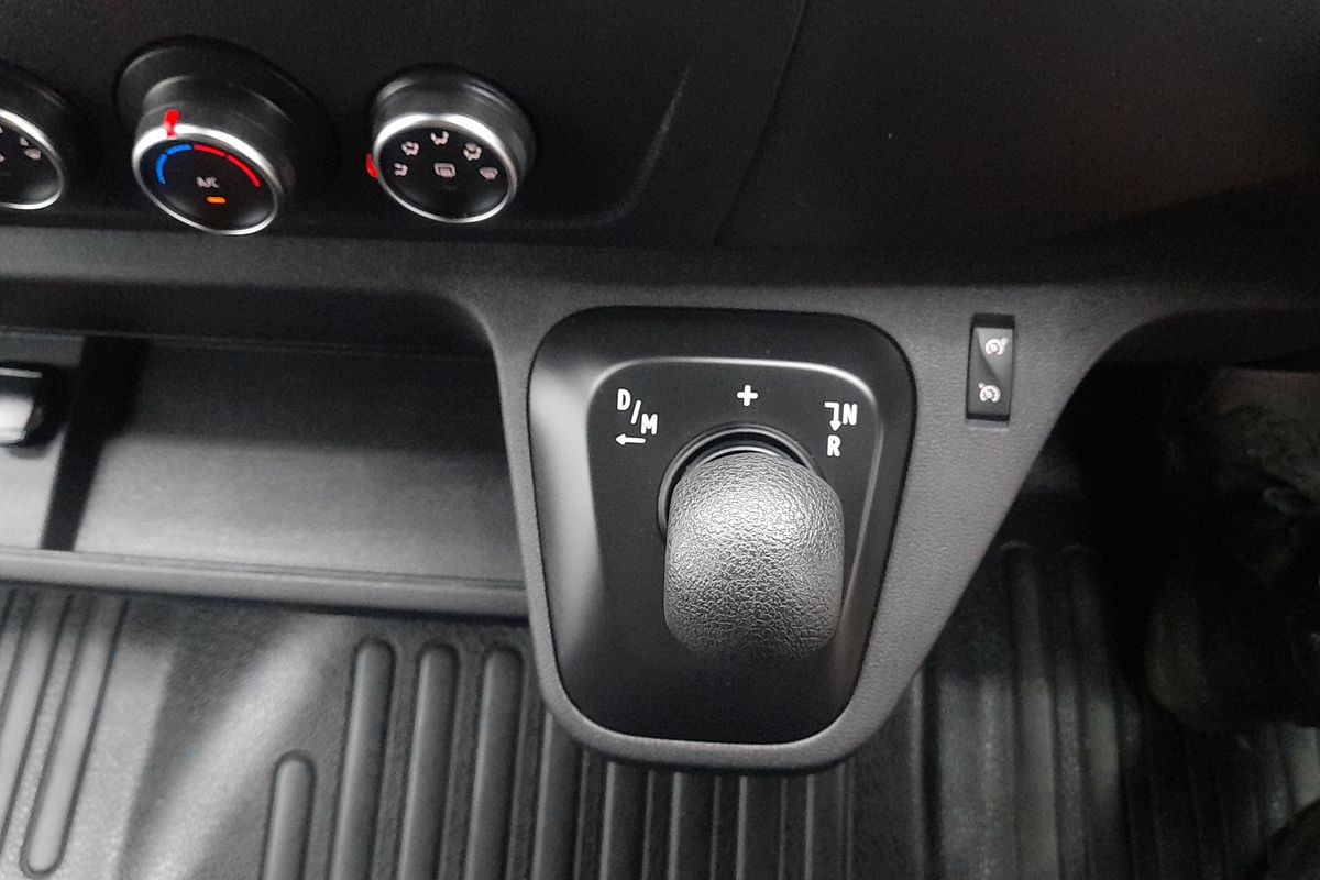2022 Renault Master Pro 110kW X62 Phase 2 LWB Mid Roof
