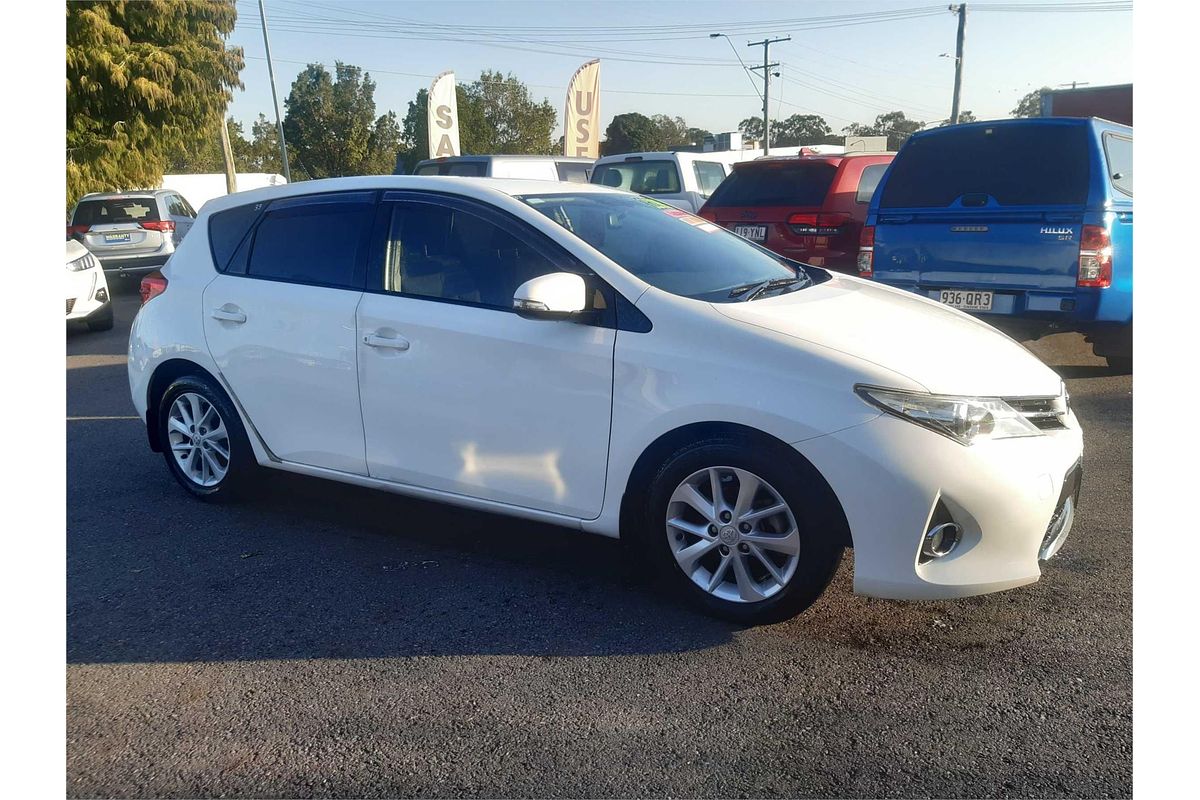 2013 Toyota Corolla ASCENT SPORT ZRE182R