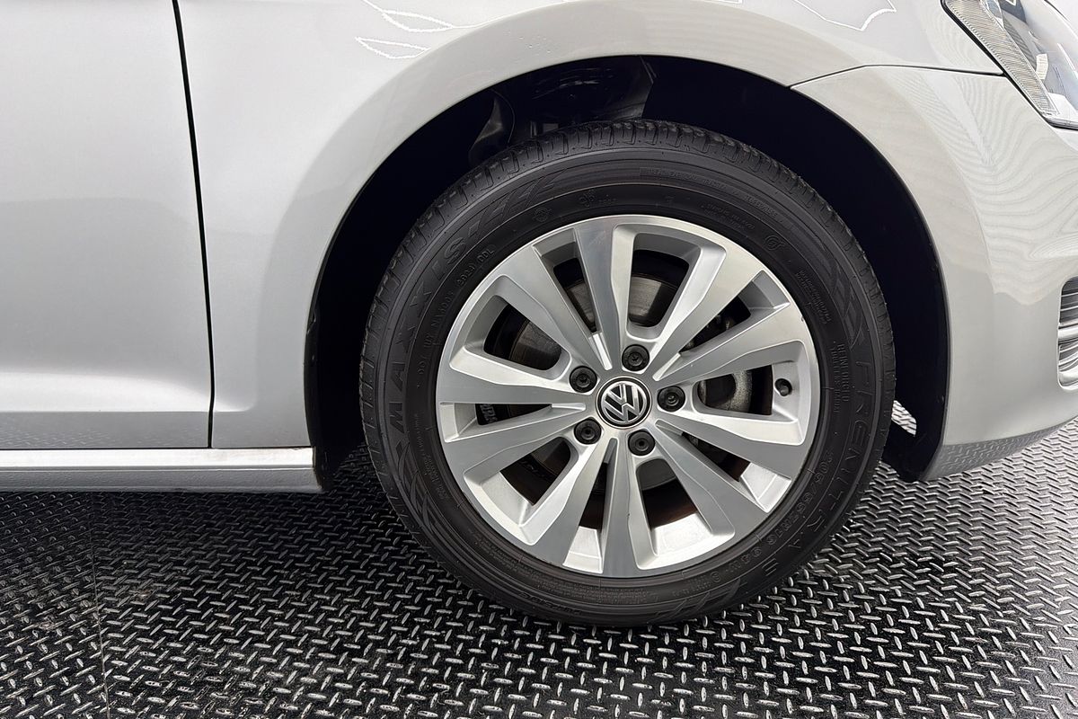 2014 Volkswagen Golf 90TSI Comfortline 7