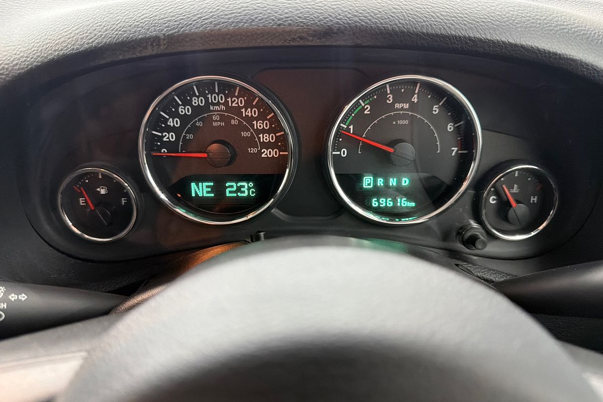 2017 Jeep Wrangler Unlimited Sport JK