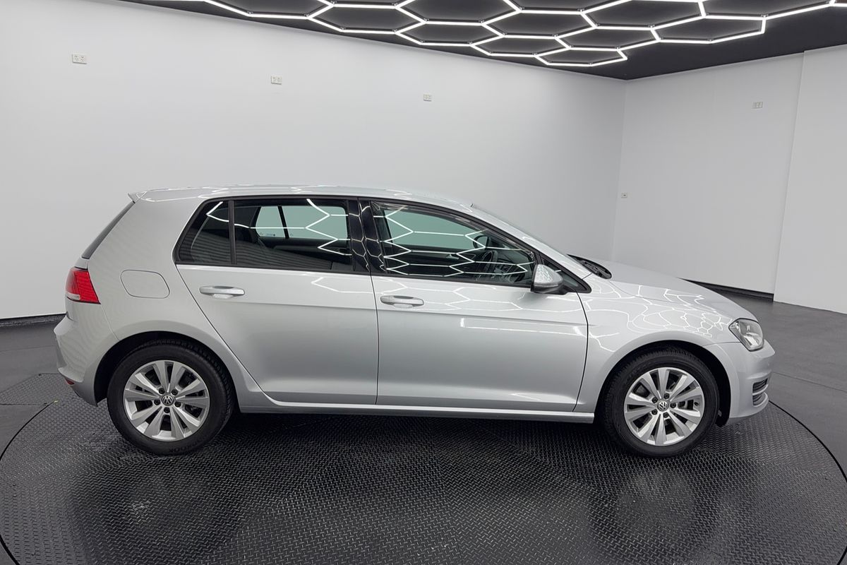 2014 Volkswagen Golf 90TSI Comfortline 7