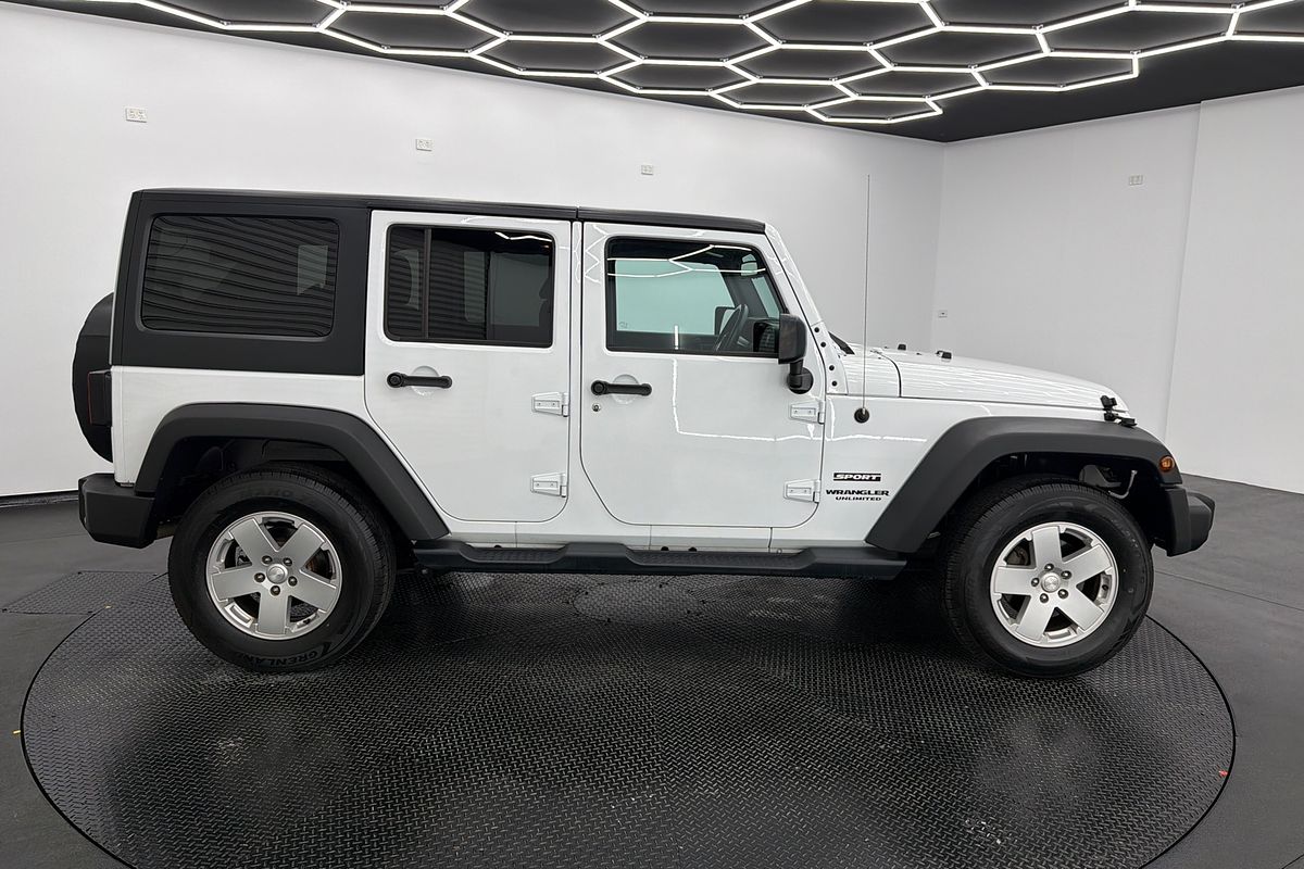 2017 Jeep Wrangler Unlimited Sport JK