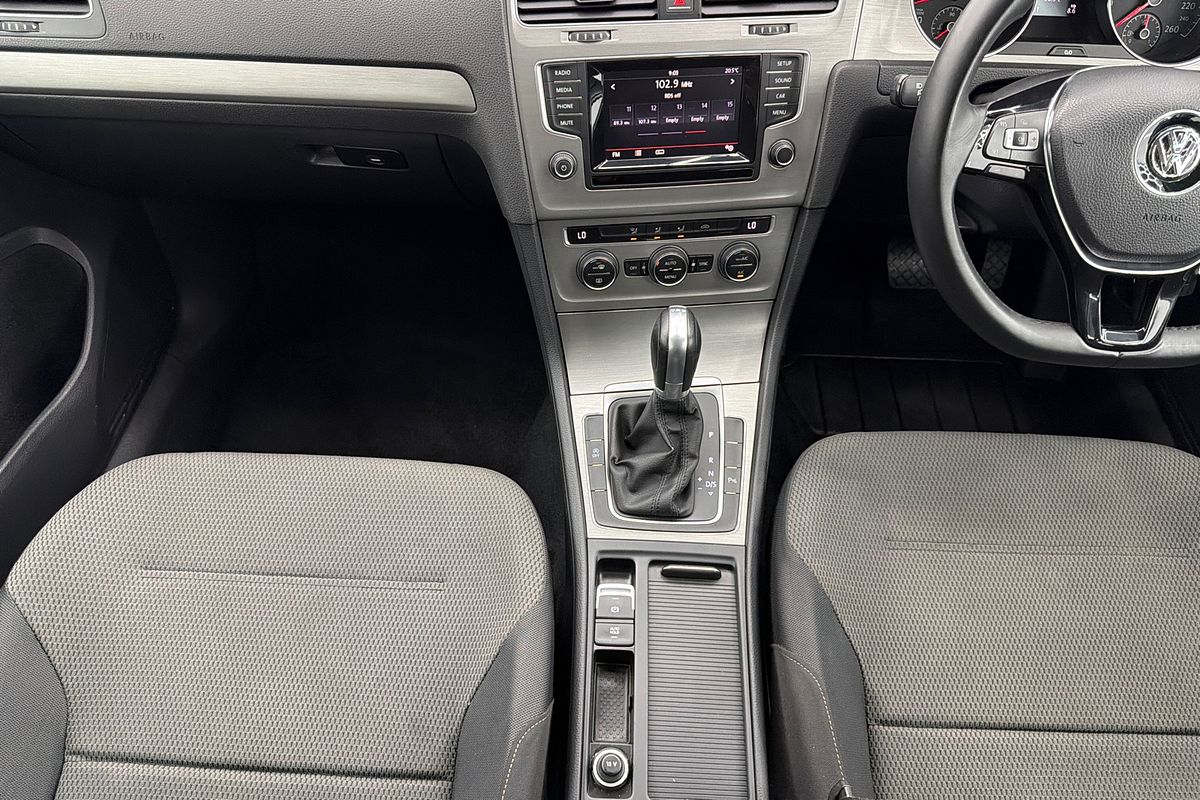 2014 Volkswagen Golf 90TSI Comfortline 7