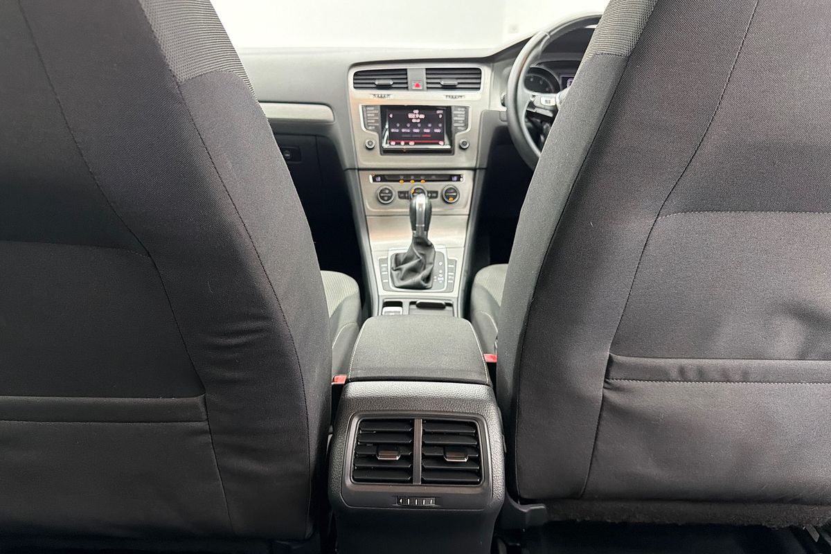 2014 Volkswagen Golf 90TSI Comfortline 7
