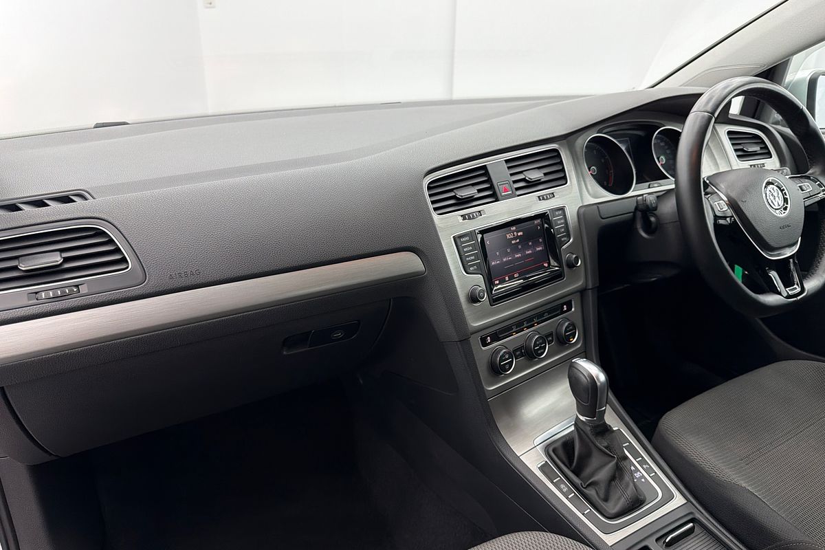 2014 Volkswagen Golf 90TSI Comfortline 7
