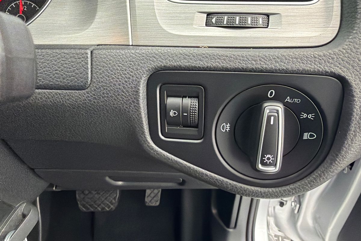 2014 Volkswagen Golf 90TSI Comfortline 7