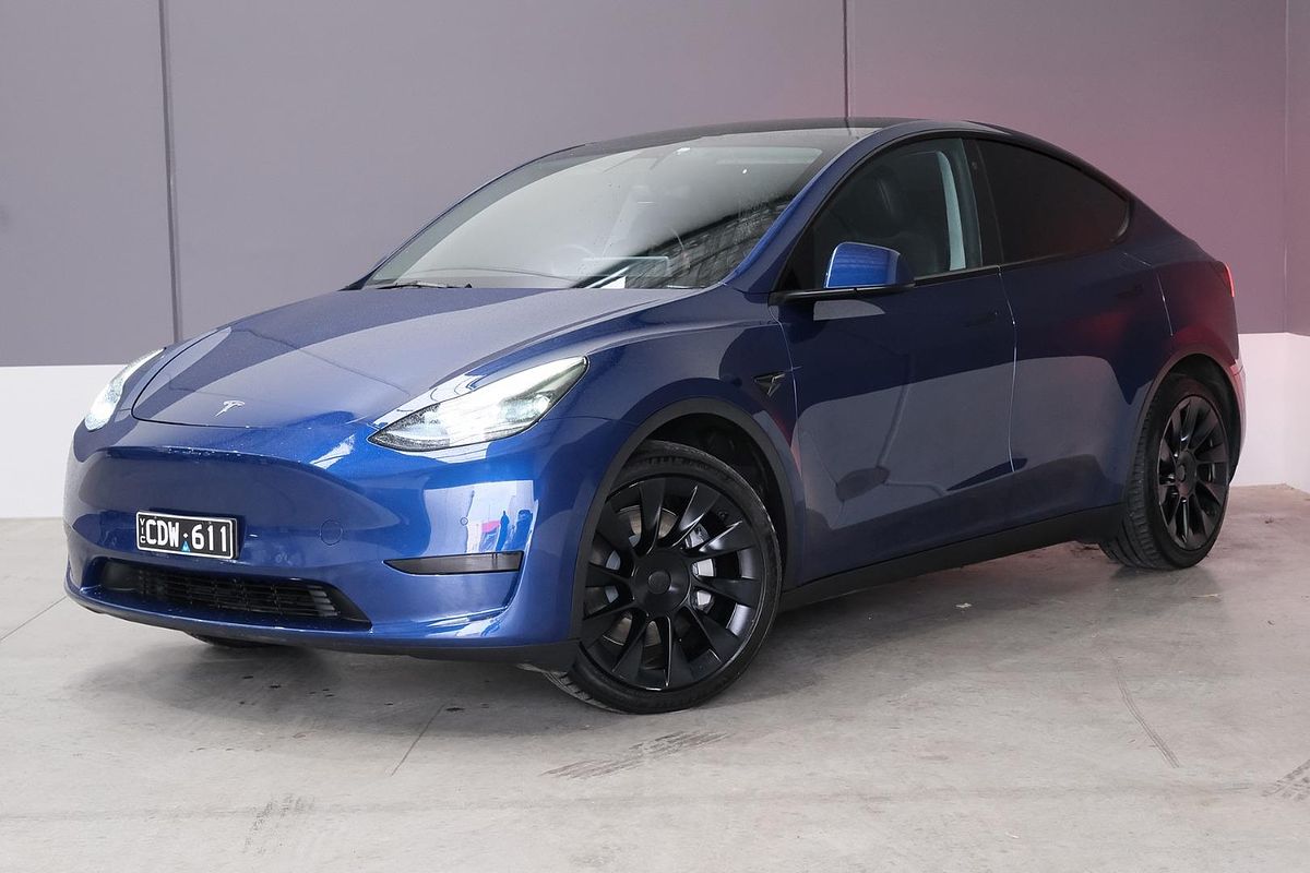 2022 Tesla Model Y Rear-Wheel Drive