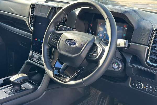 2025 Ford Ranger PHEV XLT 4X4 2.3L thumb-4