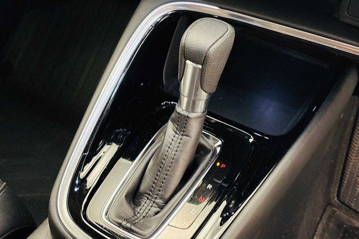 Honda HR-V. 5 Doors Auto EHEVL 25
