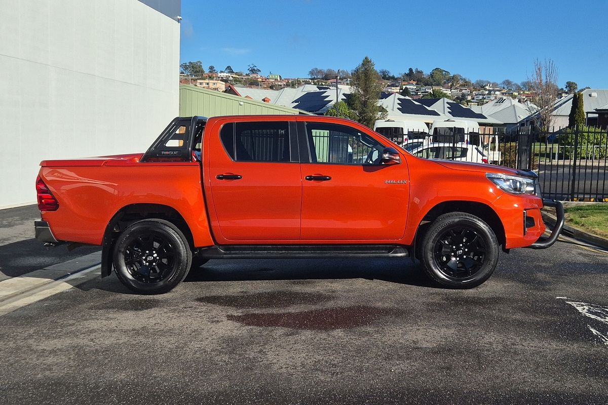 Hilux 4x4 Rogue 2.8L T Diesel Automatic Double Cab 1Y46290 002
