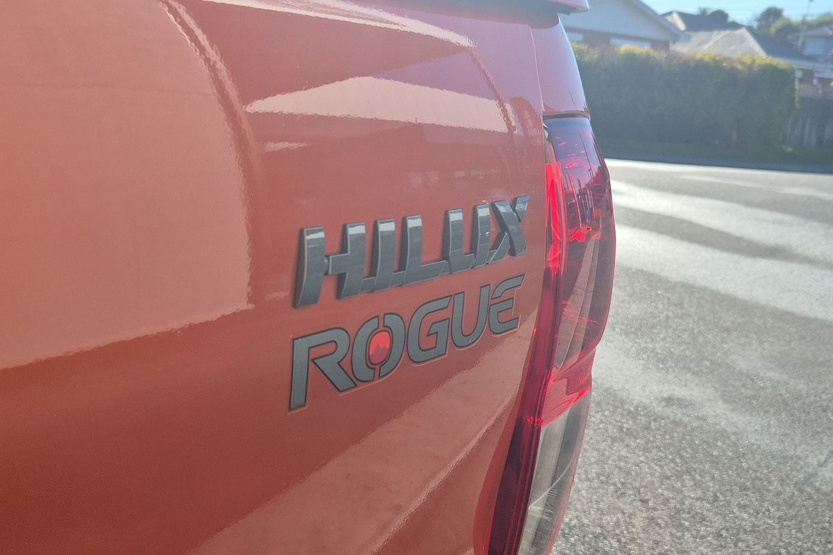 Hilux 4x4 Rogue 2.8L T Diesel Automatic Double Cab 1Y46290 002
