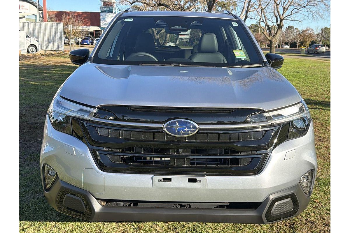 2025 Subaru Forester Hybrid Touring S6