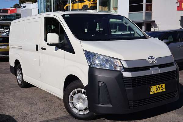 2022 Toyota Hiace GDH300R LWB