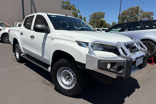 2020 Mitsubishi Triton GLX MR 4X4