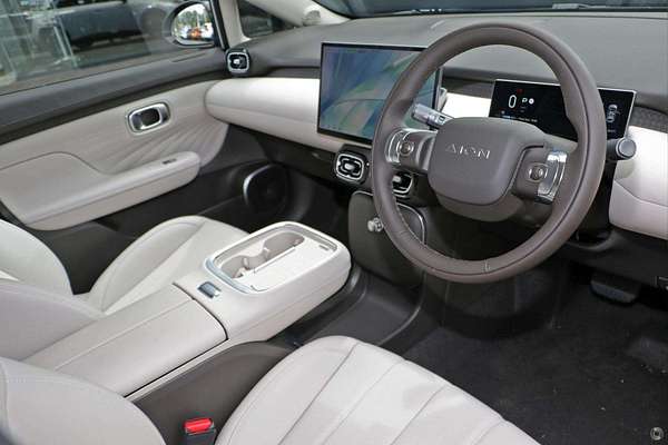 2026 Aion UT Luxury