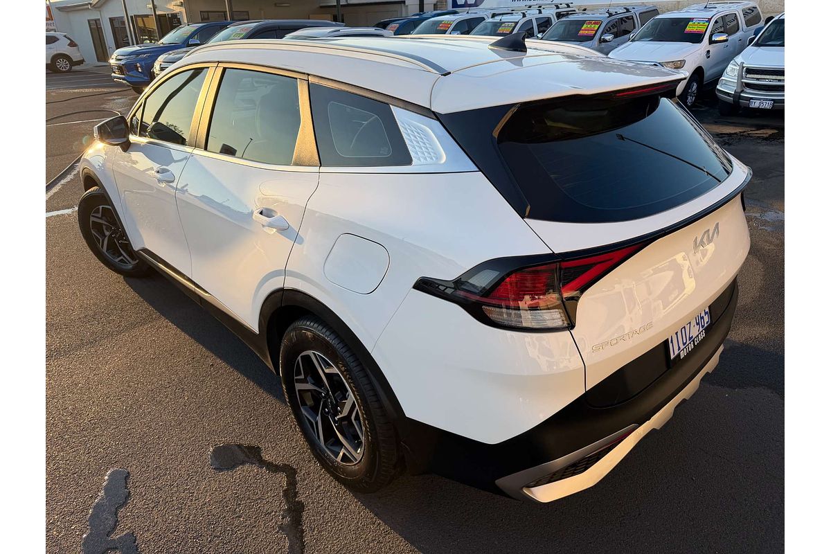 2022 Kia Sportage S NQ5