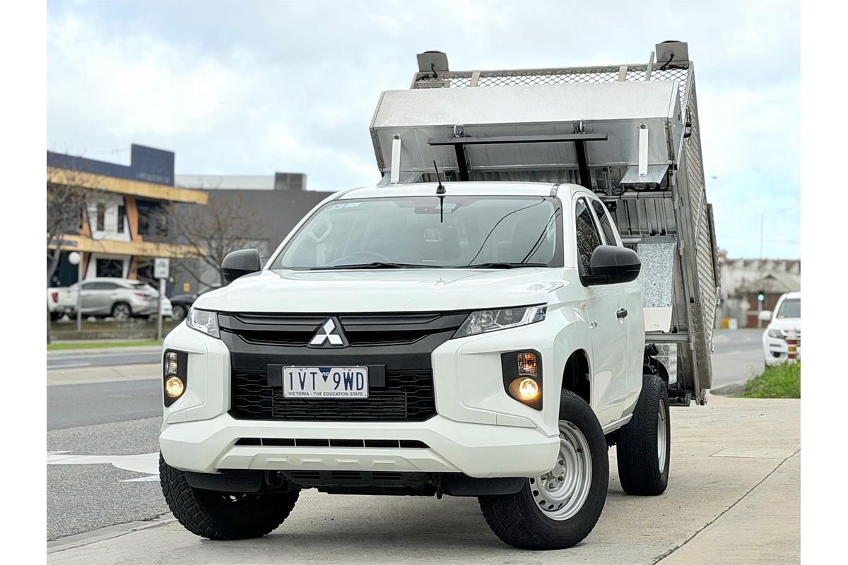 2021 Mitsubishi Triton GLX MR 4X4