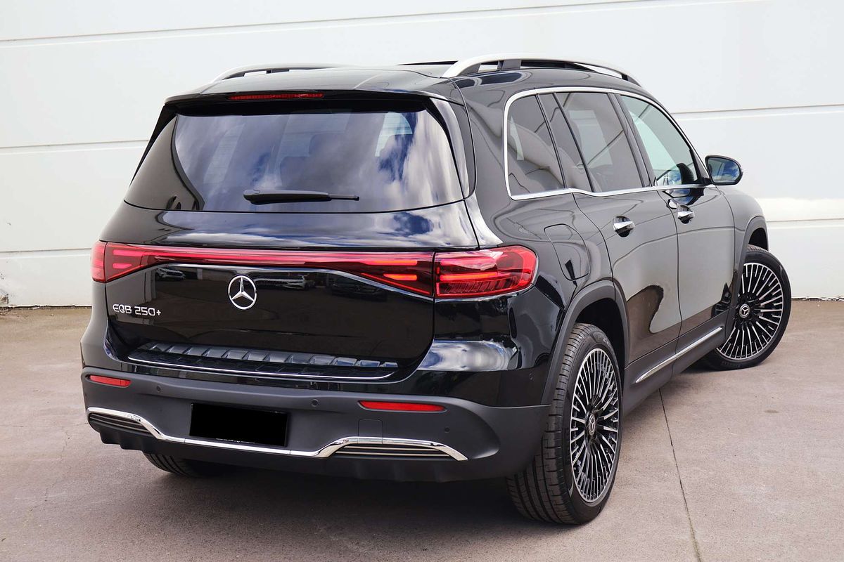 2026 Mercedes-Benz EQB EQB250+ X243