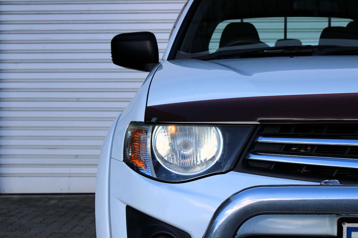 2015 Mitsubishi Triton GLX MN 4X4