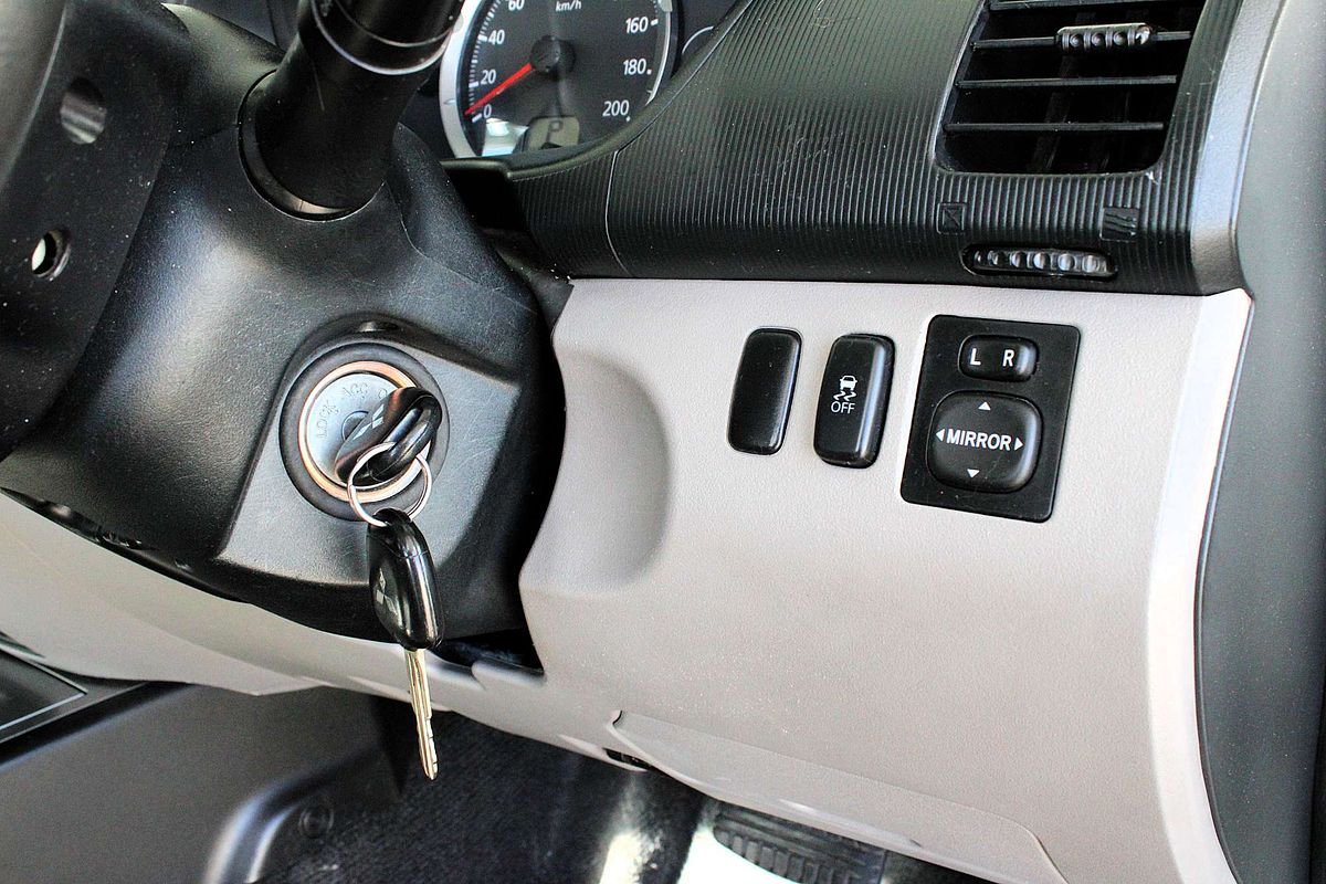 2015 Mitsubishi Triton GLX MN 4X4