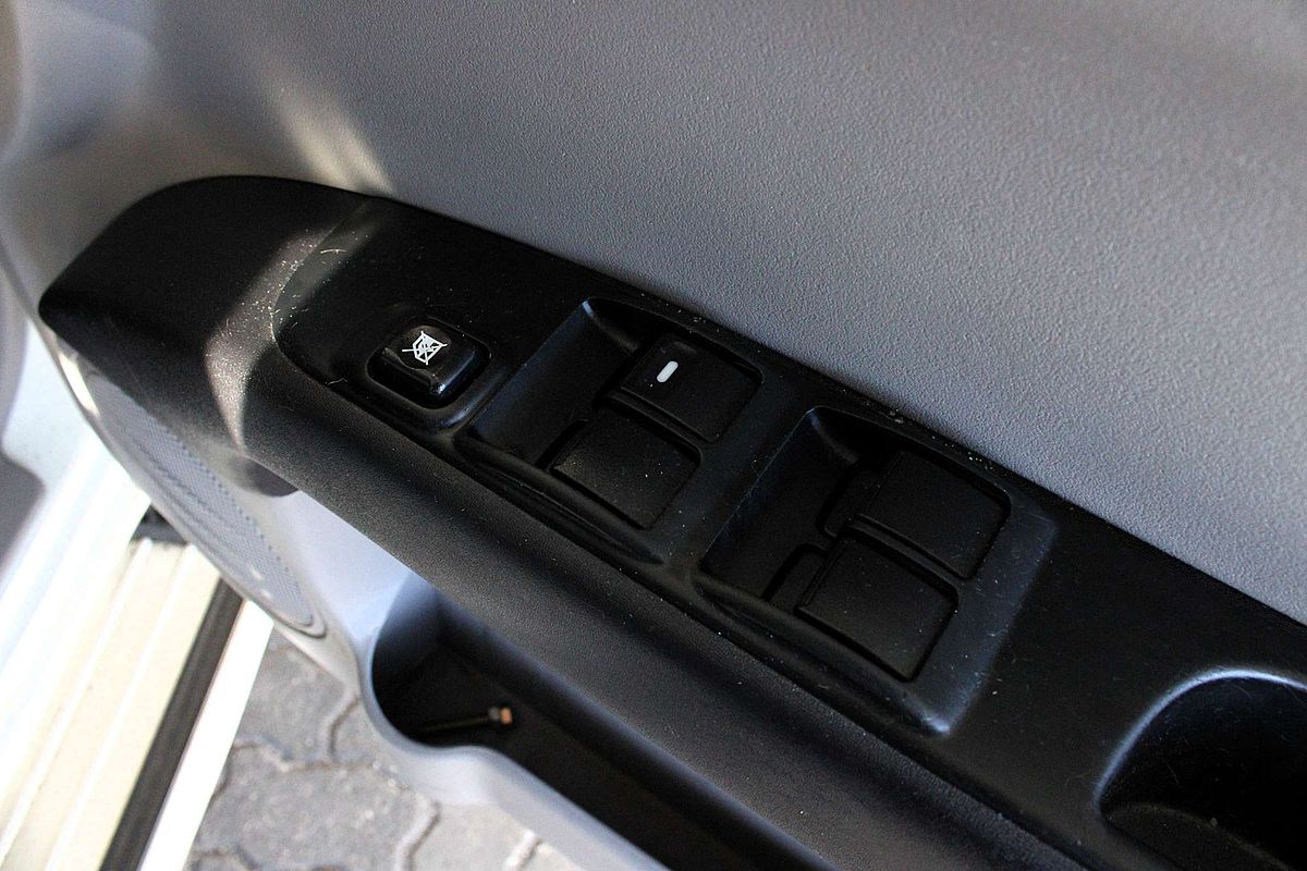 2015 Mitsubishi Triton GLX MN 4X4