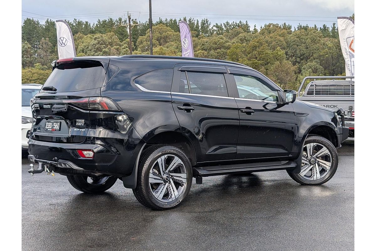 2026 Isuzu MU-X LS-T