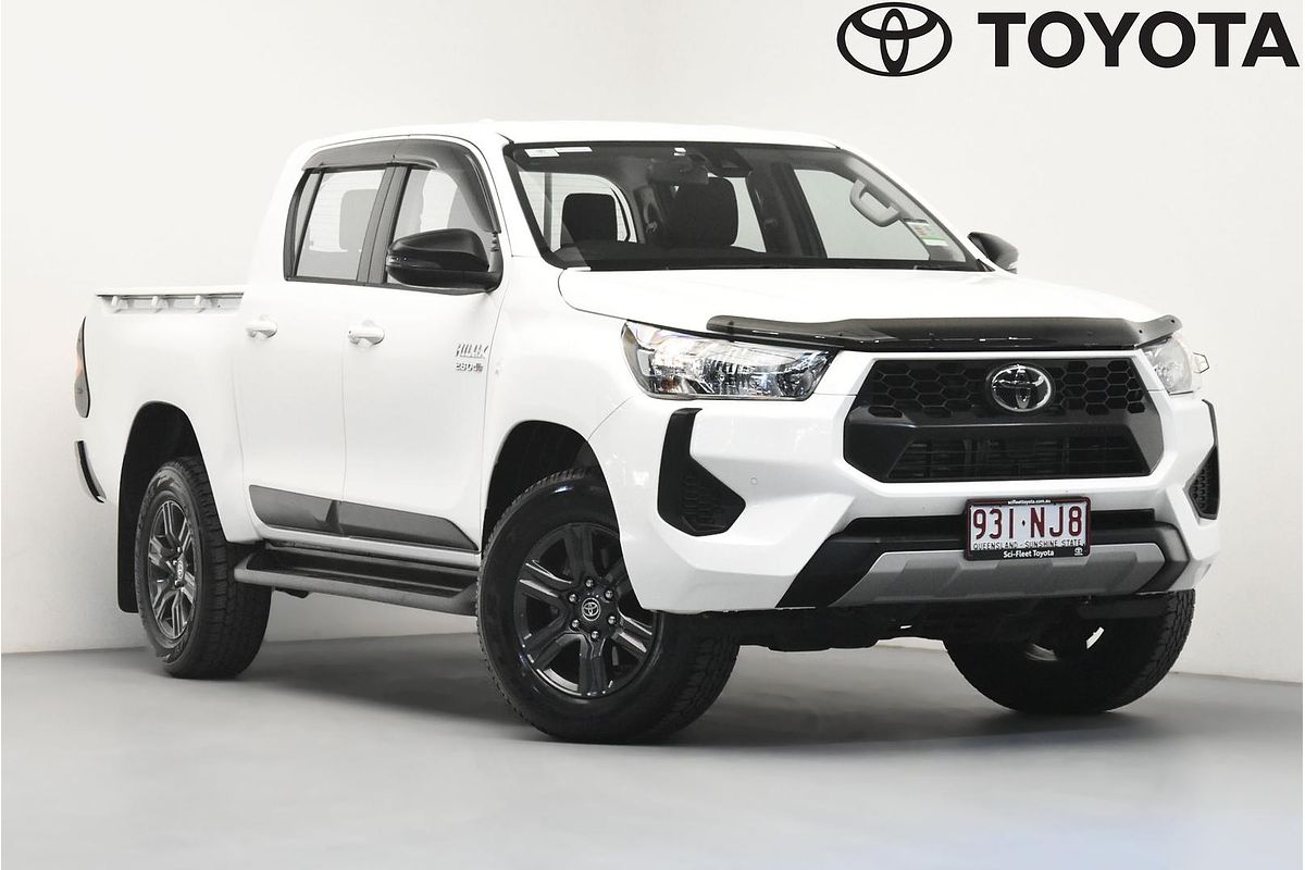 2025 Toyota Hilux SR 48V GUN126R 4X4