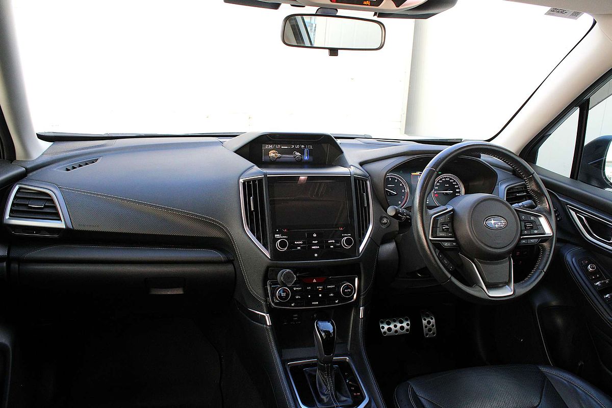 2022 Subaru Forester Hybrid S S5