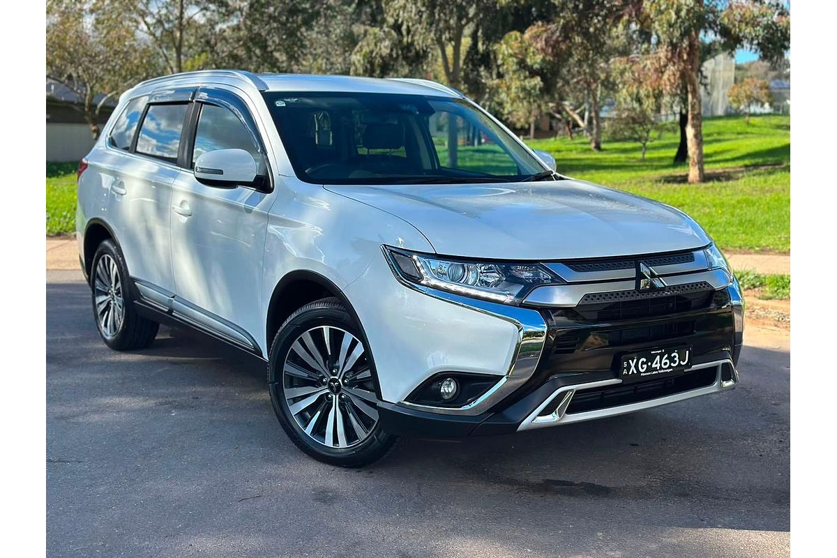2020 Mitsubishi Outlander LS ZL