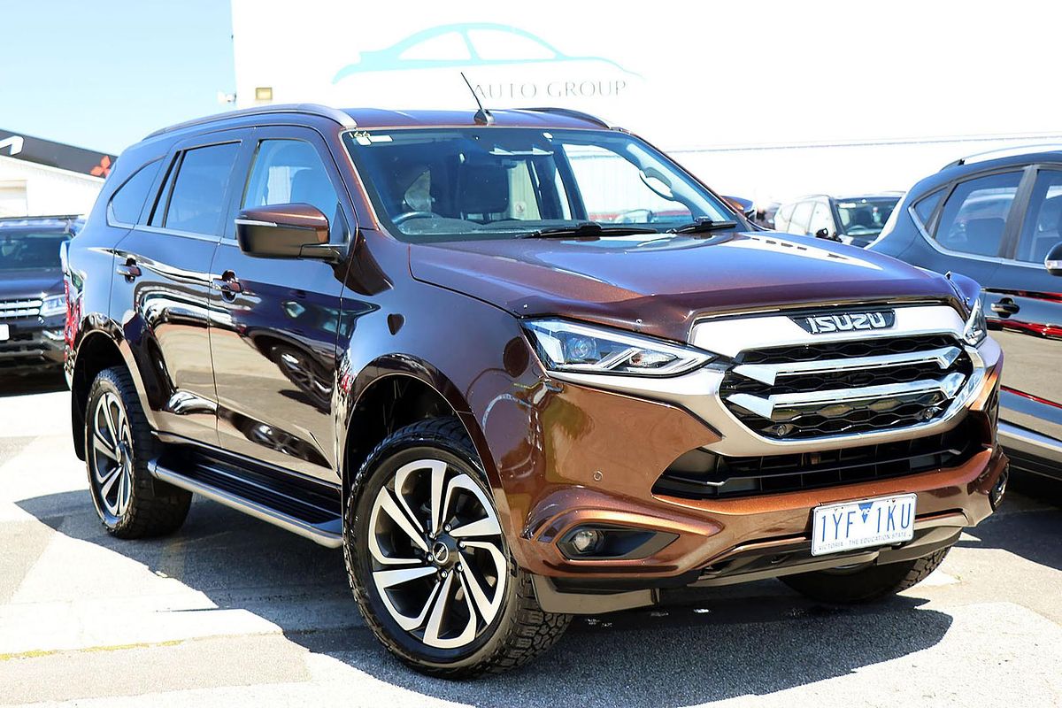 2022 Isuzu MU-X LS-T