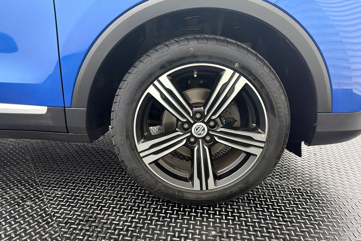 2018 MG ZS Essence AZS1