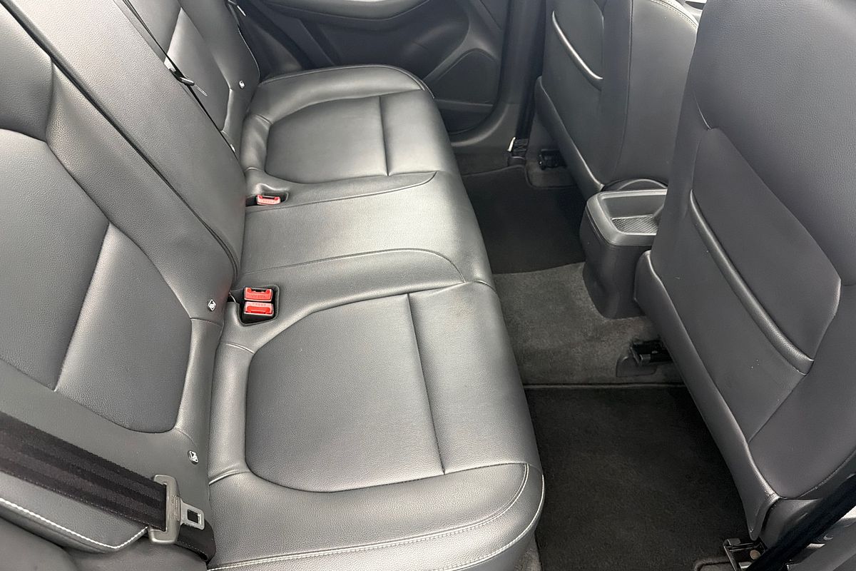 2018 MG ZS Essence AZS1