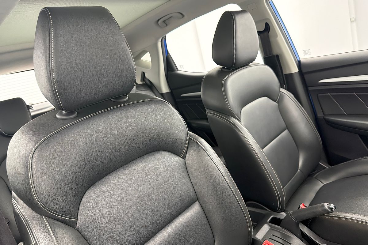 2018 MG ZS Essence AZS1