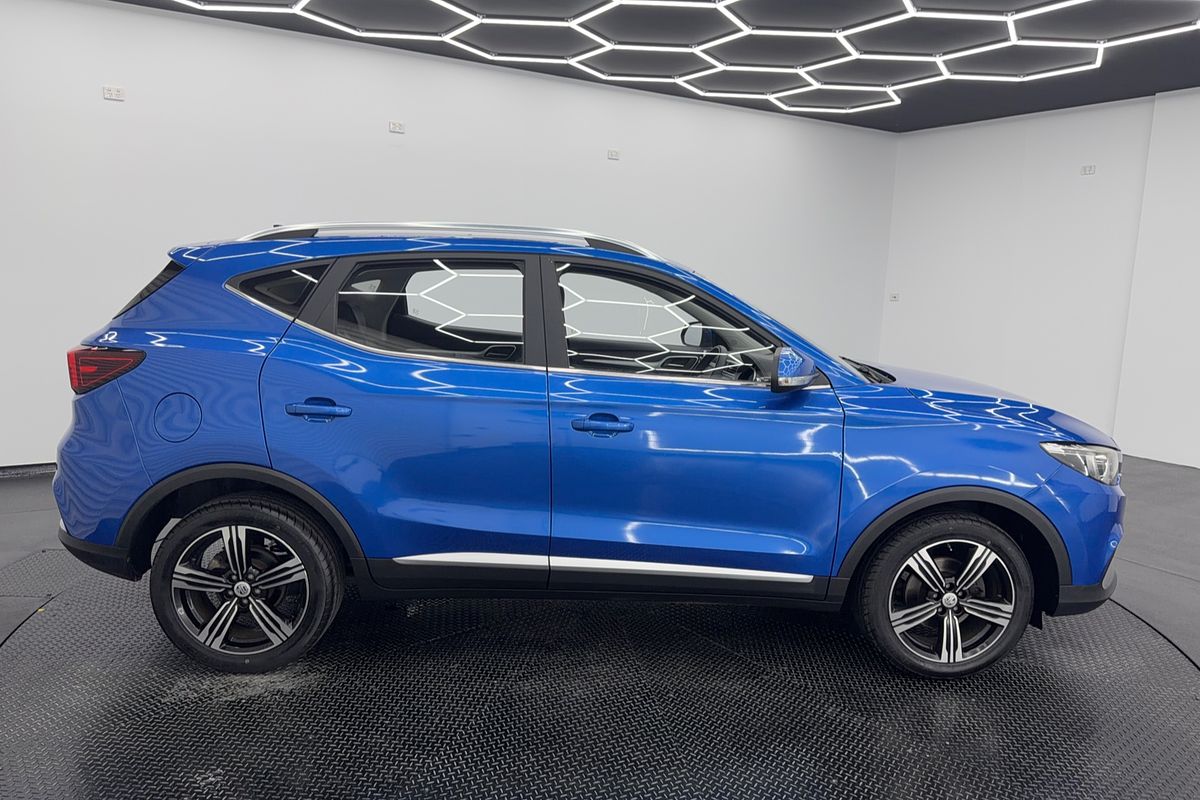 2018 MG ZS Essence AZS1
